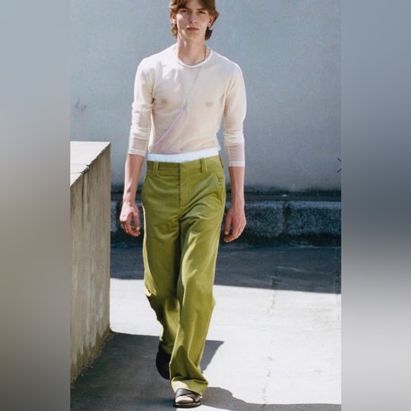 Rier classic cropped trousers in corduroy pistachio green sz S